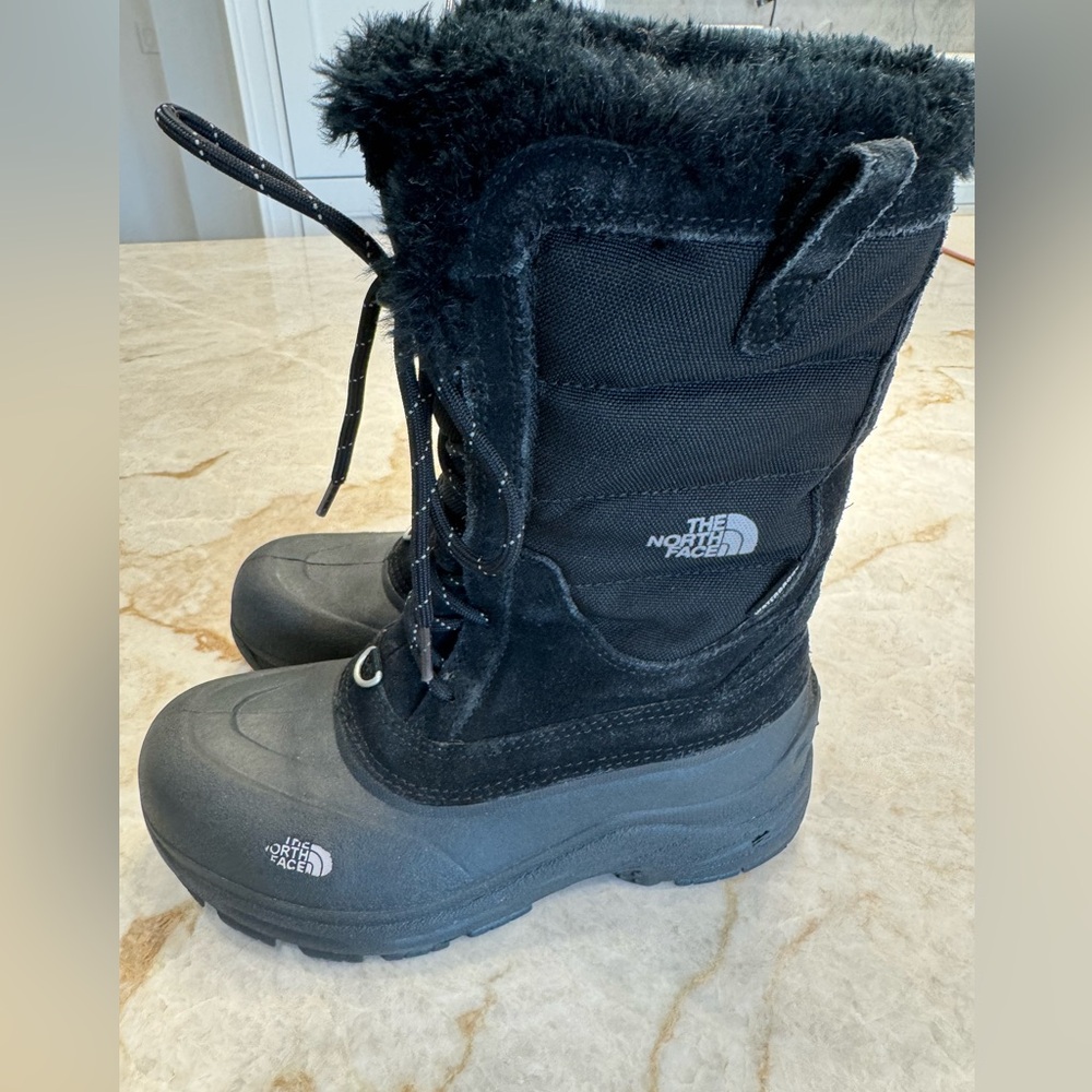 NorthFace Girls Snow boots